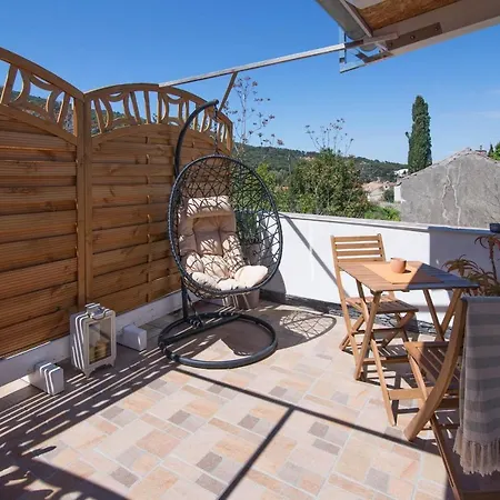 Daire With Parking Space Veli Losinj, Losinj - 21260