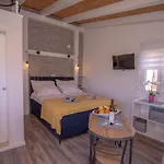 Appartement With Parking Space Veli Losinj, Losinj - 21260 *
