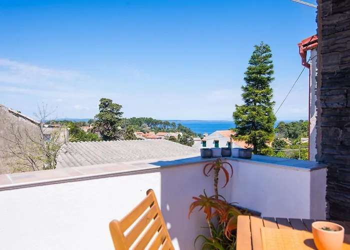 Appartement With Parking Space Veli Losinj, Losinj - 21260 Veli Lošinj