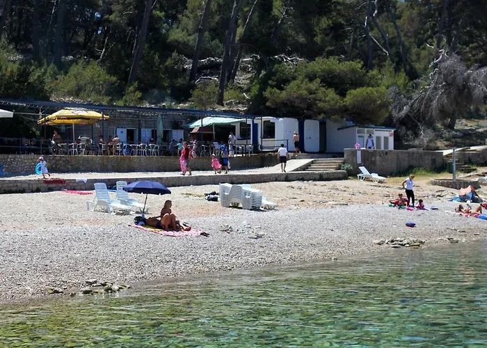 With Parking Space Veli Losinj, Losinj - 21260 Veli Lošinj
